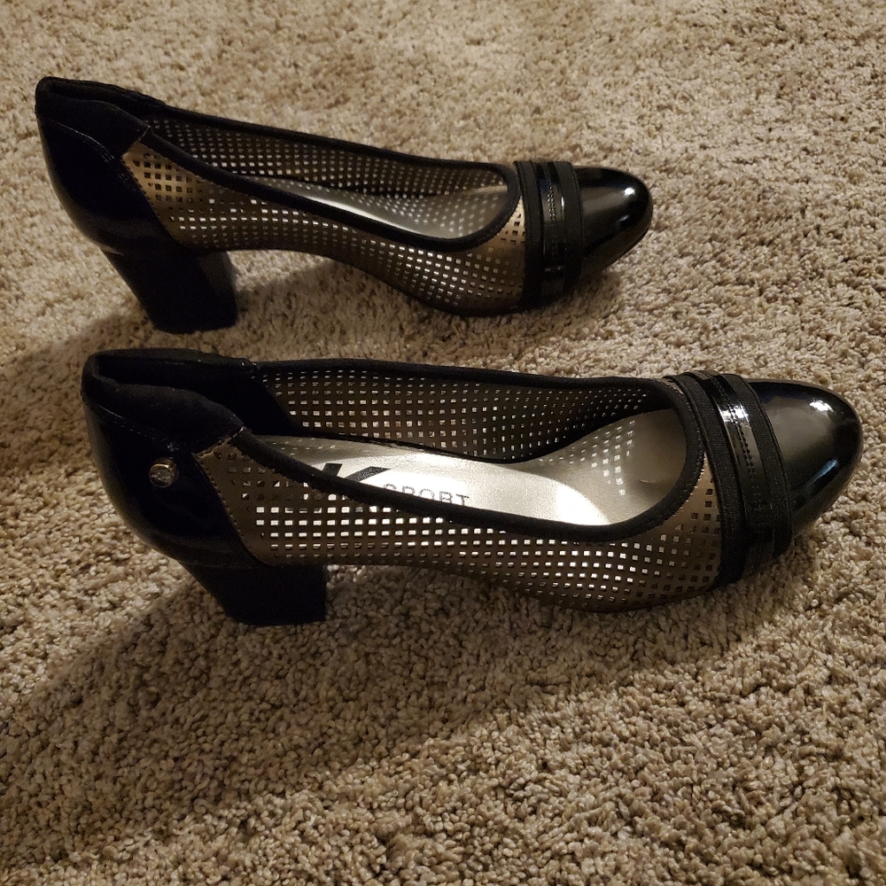 New in box Anne Klein dress shoes